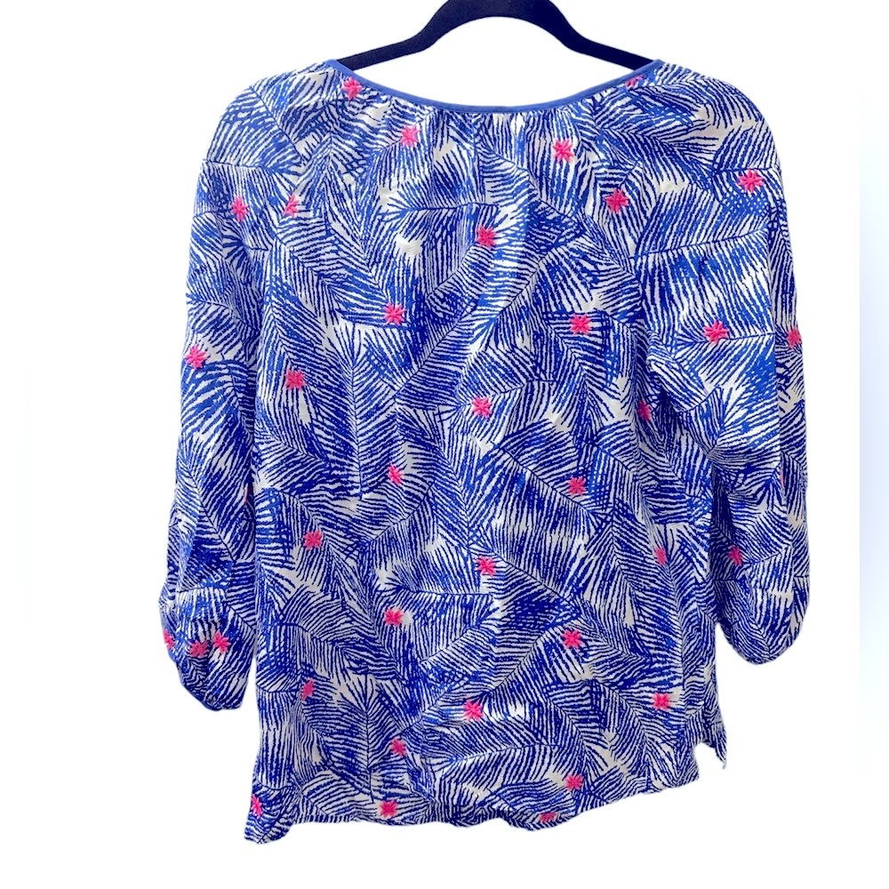 Women’s Vineyard Vines Silk Top - Picture 2 of 4